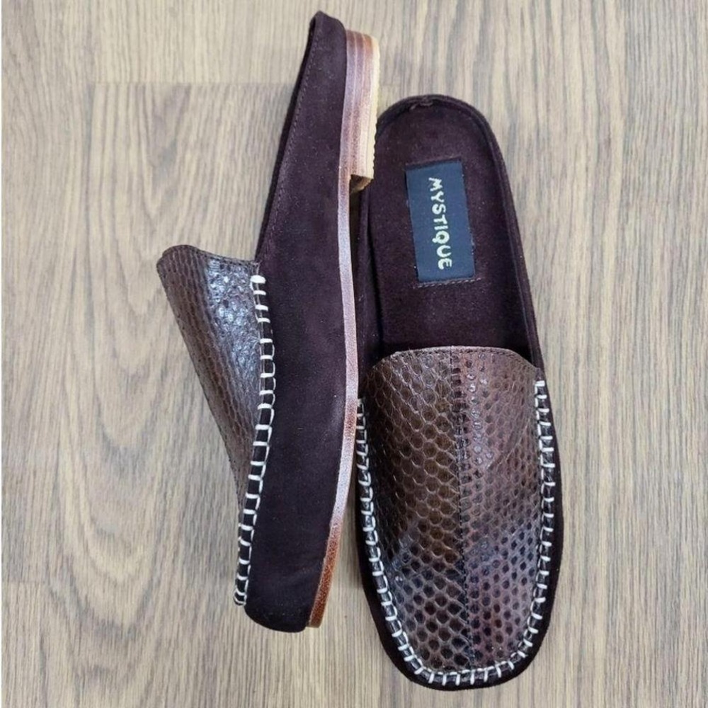 NWT Mystique brown‎ leather loafers size 8